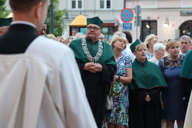 76. rocznica Cudu Lubelskiego. Procesja różańcowa w centrum Lublina