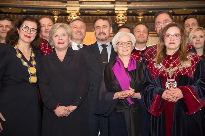 Danuta Wałęsa, Krystyna Janda
