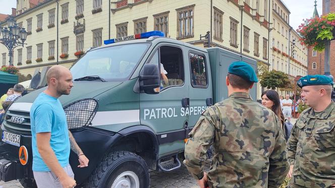 Święto Wojska Polskiego we Wrocławiu. Taki sprzęt zaprezentowano na wrocławskim Rynku 