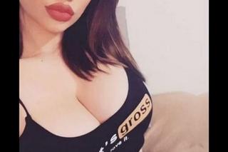 Seksowna 27-latka ma monstrualny biust! Naukowcy znaleźli szokujące wyjaśnienie