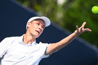 Kamil Majchrzak odpadł z Wimbledonu! Karen Chaczanow za mocny dla Polaka