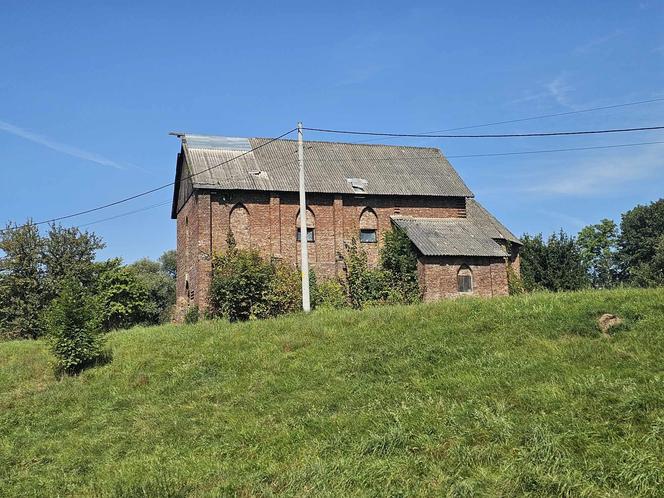 Stefkowa. Miał być kościołem, nigdy nim nie został [GALERIA]