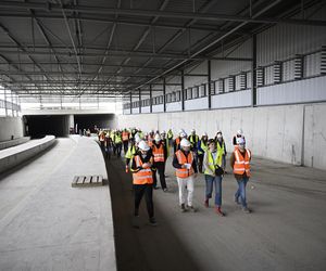 Byliśmy na budowie ostatniej stacji metra w Warszawie. Widok zapiera dech w piersiach