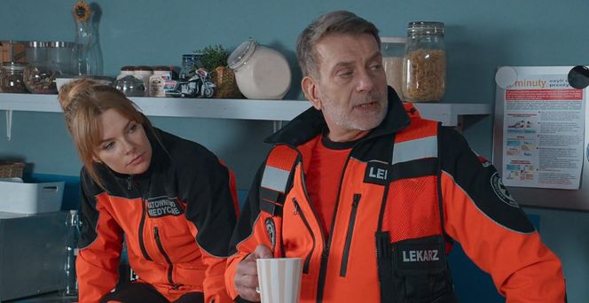 Na sygnale, odc. 730. Wiktor Banach (Wojciech Kuliński), Basia Wszołek (Anna Wysocka)