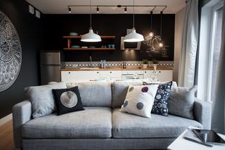 Zdjęcia wnętrza mieszkania: efektowna aranżacja w stylu loft