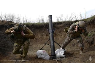 Afera na Ukrainie. 120 tys. wadliwych pocisków moździerzowych wysłano na front 
