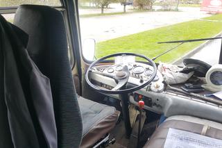 Kurs zabytkowym autobusem i rejs tramwajem wodnym