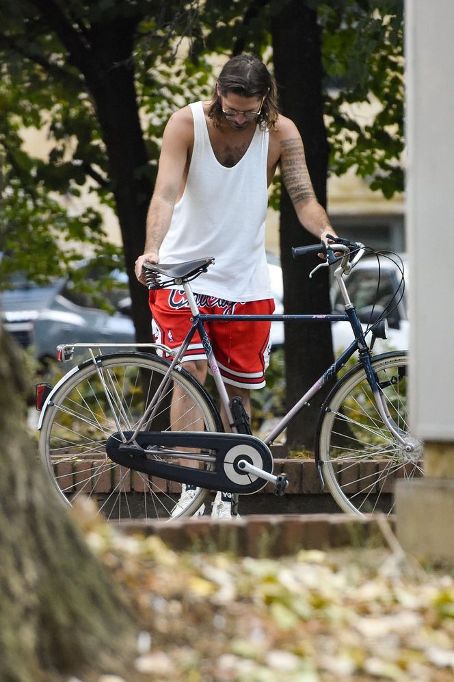 Radzimir Dębski umówił się ze znajomymi na burgera