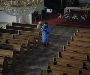 M jak miłość, odcinek 1801: Barbara (Teresa Lipowska), Marysia (Małgorzata Pieńkowska)