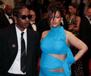 Rihanna z ukochanym pokazała się w Cannes. Niebieską kreacją podkreśliła ciążę