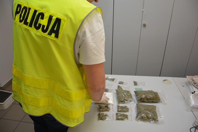 27-latek miał ogromny asortyment narkotyków w domu
