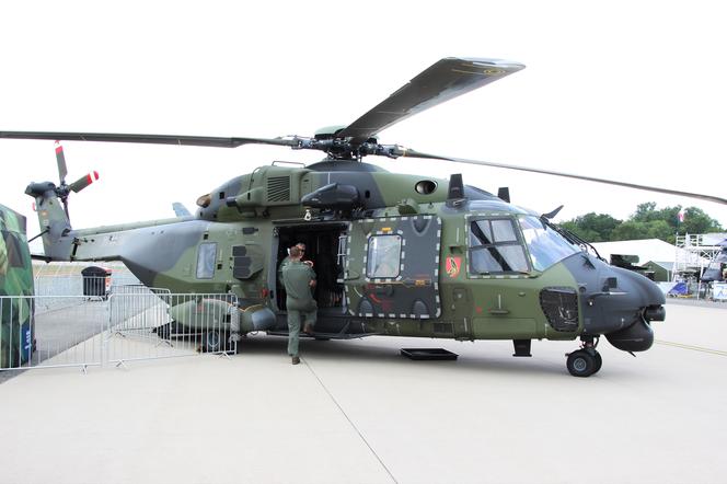  Niemiecki śmigłowiec wielozadaniowy NH90 - ILA24