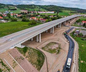 Budowa drogi S3 z Wrocławia do Czech. Na jakim etapie są prace? Kiedy otwarcie? 