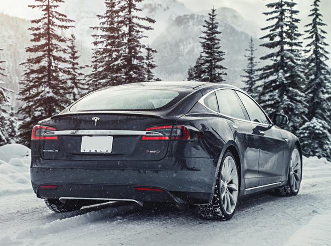 Tesla Model S P85D