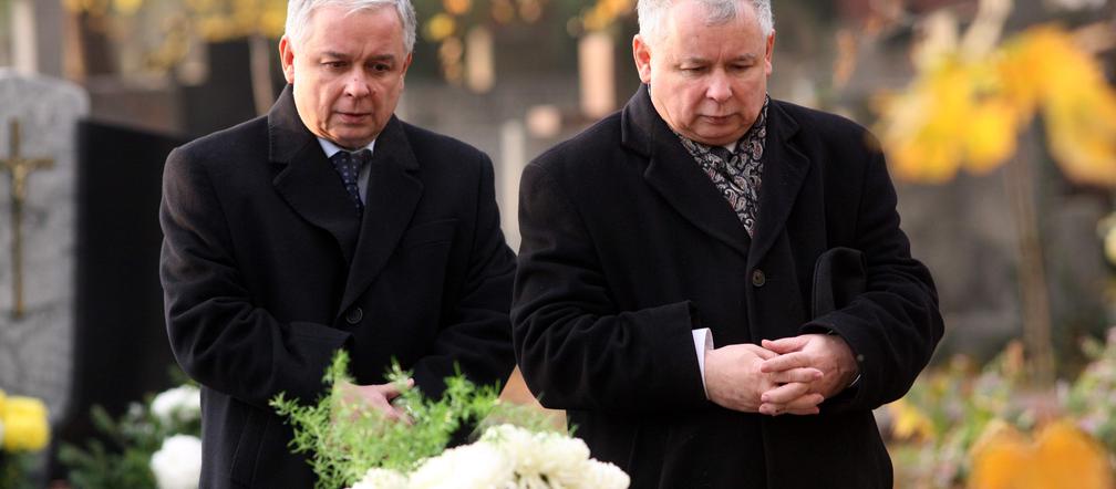 Ojciec Kaczyńskich zmarł 15 lat temu. Co  mówił o synach? 