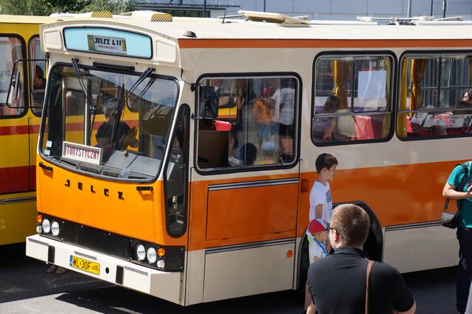 Zlot zabytkowych autobusów 2022 w Bydgoszczy [ZDJĘCIA] 