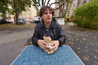 Książulo oficjalnie pokazał Mualana. Internauci w szoku po usłyszeniu jego prawdziwego głosu [WIDEO]