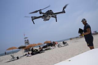 Drony na ratunek plażowiczom na Long Island
