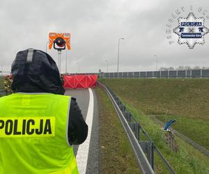 Czekanów. Śmiertelny wypadek na A1. Z siedmiu podróżujących busem, dwie osoby zginęły