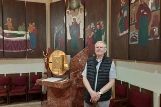 Zdzisław Mleczak, autor malowideł, znajdujących się w prezbiterium kościoła w Sarbinowie