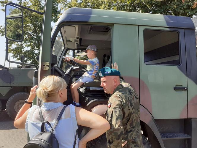 Zobacz zdjęcia z Pikniku Wojskowego z okazji święta 18. Batalionu Dowodzenia w Siedlcach