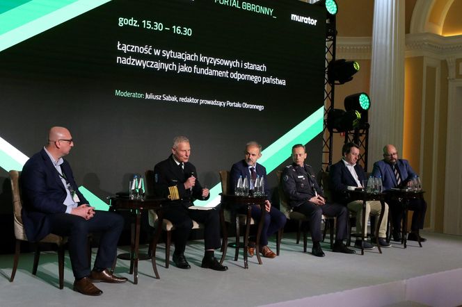  Łączność w sytuacjach kryzysowych i stanach nadzwyczajnych jako fundament  odpornego państwa