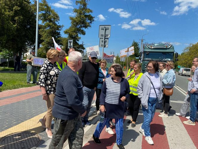 Powiat siedlecki: mieszkańcy gminy Wiśniew sprzeciwiają się budowie asfaltowni