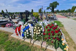 Grób Rafała L., który utonął w Sanie w Wólce Turebskiej. Przejmujący widok