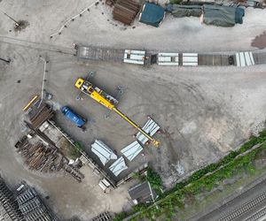 Płyty prefabrykowane do remontu tramwajowego placu Zawiszy w Warszawie
