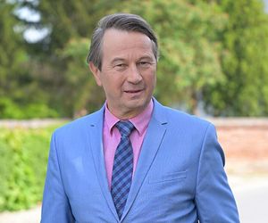 Pierwsza miłość, odcinek 4039: Wójt Nowosiółek (Piotr Cyrwus) 