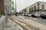 Budowa drogi rowerowej na ul. Puławskiej w Warszawie obok dawnego kina „Moskwa”