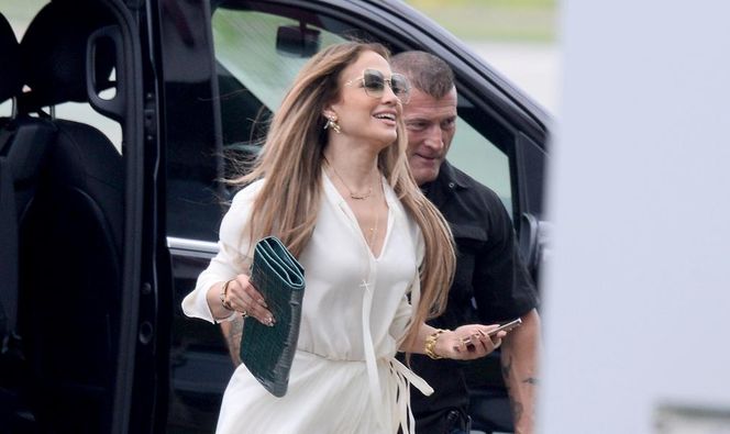 Jennifer Lopez wylądowała w Warszawie