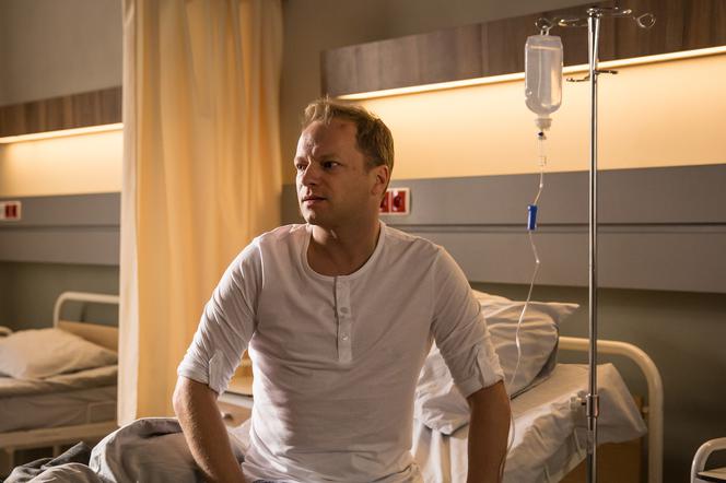 Diagnoza 4 sezon. Maciej Stuhr zagra nowego lekarza. Kim będzie tajemniczy Szymon Brock?