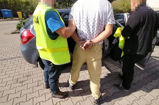 Zaatakował kobietę, która stanęła w obronie Ukrainki. Usłyszał zarzuty