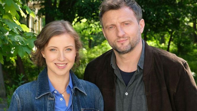 	M jak miłość. Natalka (Dominika Suchecka), Bartek (Arkadiusz Smoleński)