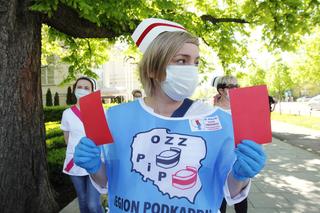 Strajk pielęgniarek i położnych w Białymstoku. Protesty odbędą się w całej Polsce