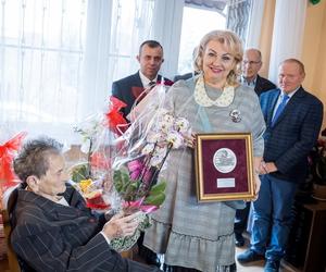 Piękny jubileusz pani Zofii! Mieszkanka powiatu żnińskiego skończyła 100 lat!