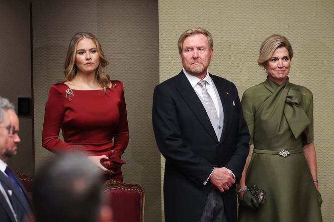 Wielki książę Luksemburga Henryk abdykował.