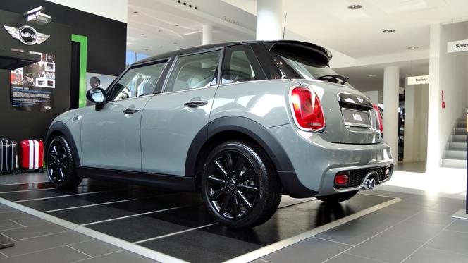 Nowy MINI Cooper 5 drzwi - auta już w Polsce