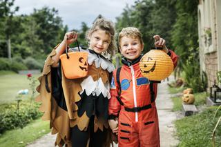 Nie chcesz, aby dziecko brało udział w Halloween? Sprawdź, jak je przekonać