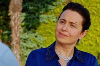 Miłość i nadzieja odc. 285. Doktor Levent, Cavidan