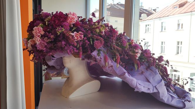 Kolekcja ubrań z kwiatów w Rzeszowie