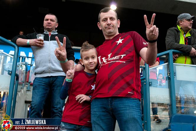 Tak bawili się kibice Wisły Kraków na Derbach Krakowa!