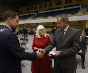 Te pary przeżyły w małżeństwie ponad 50 lat. Prezydent ich za to nagrodził