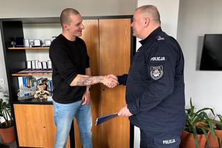 Zosia i Marcelina znalazły portfel wypchany pieniędzmi! Zaskakujęca zachowanie nastolatek