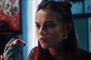 Siostra Julii Wieniawy w krwawym show! Ze słodkiej dziewczynki w krwawego wampira