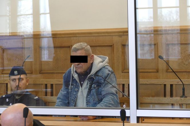 Poderżnął gardło Dmytrowi przed obliczem świętej. Krwawy mord na łódzkim placu