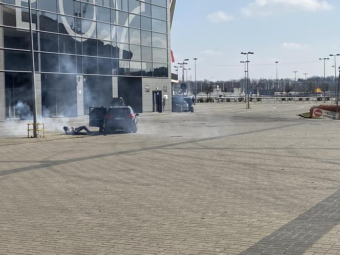 Atak terrorystyczny na stadionie? Spokojnie, to tylko ćwiczenia [ZDJĘCIA]