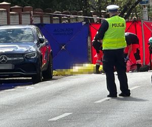 Tragedia w Marysinie Wawerskim: Motocyklista wjechał w pieszych przy cmentarzu