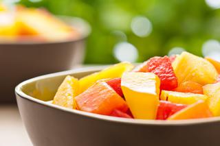 Słoneczna sałatka z mango i arbuza idealna na upały